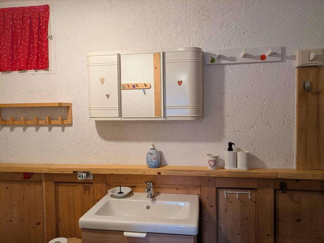 Rustiek Vakantiehuis "Baita Nido tra i Monti" in Valdaone, Adamello en Presanella Alpen, Italië voor 6 personen foto 19