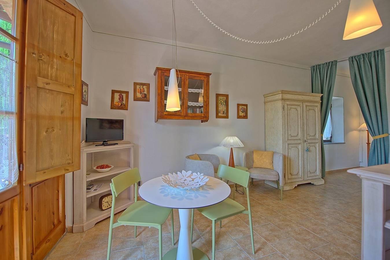 Poggiluglio - Ovile in San Gimignano, Provincie Siena, Italië voor 2 personen foto 21