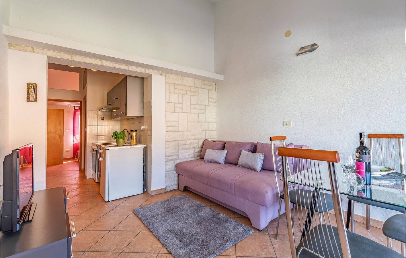 Charmant appartement met 2 slaapkamers, zwembad en terras, op 2 in Banjole, Zuidkust Istrië, Kroatië voor 10 personen foto 23