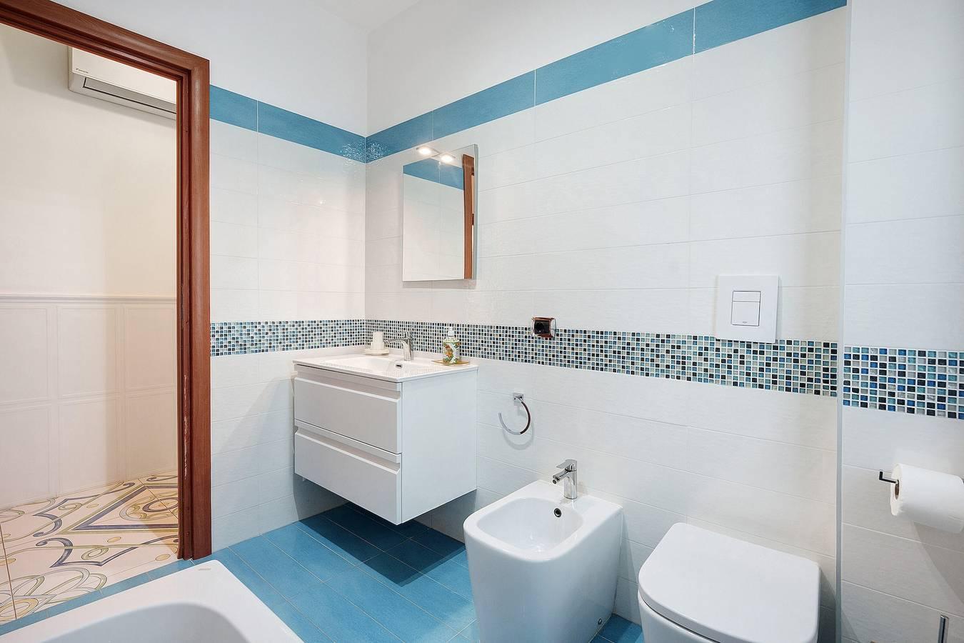 Vakantieappartement 'Casa Isabea' met zeezicht, 2 balkons, tuin in Pozzuoli, Provincie Naples, Italië voor 4 personen foto 23