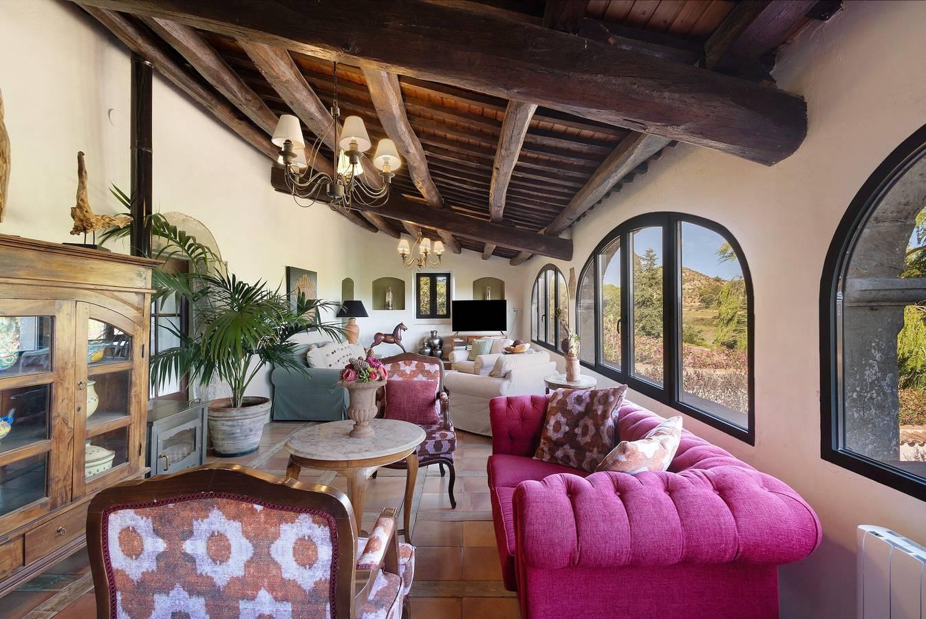 Villa 'La Masia' met uitzicht op de bergen, privézwembad en Wifi in El Bruc, Spanje voor 24 personen foto 20