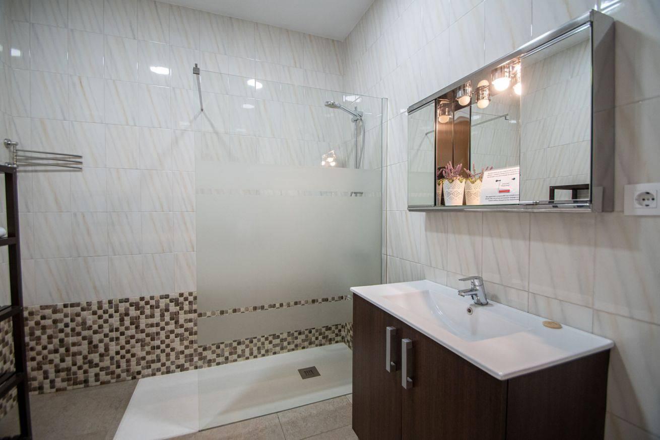 Vakantieappartement met balkon/terras en 2 slaapkamers en airconditioning in Cádiz, Spanje voor 6 personen foto 24