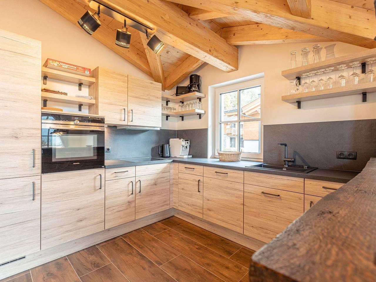 Luxe chalet met prive sauna, nabij een zwemmeer in Uttendorf, Pinzgau, Oostenrijk voor 10 personen foto 23