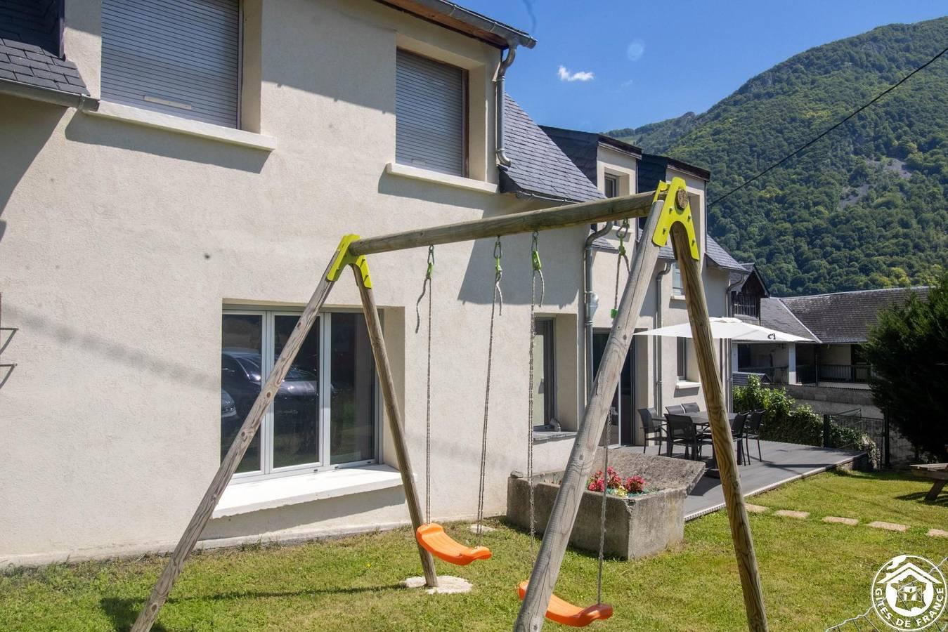 Vakantiehuis in Campan, Frankrijk voor 6 personen foto 2