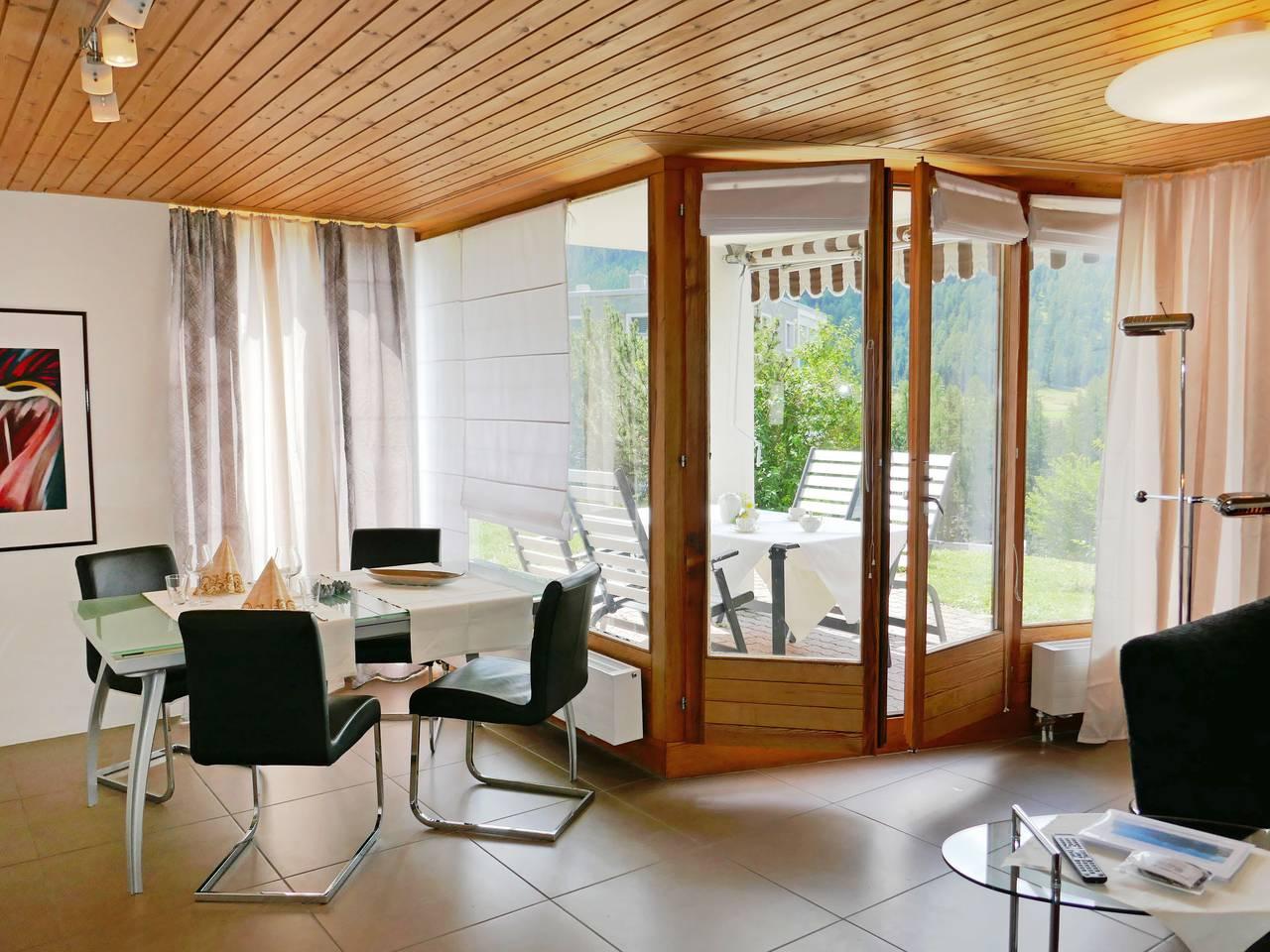 Chesa Piz Cotschen 2 in Pontresina, Saint Moritz, Zwitserland voor 4 personen foto 9
