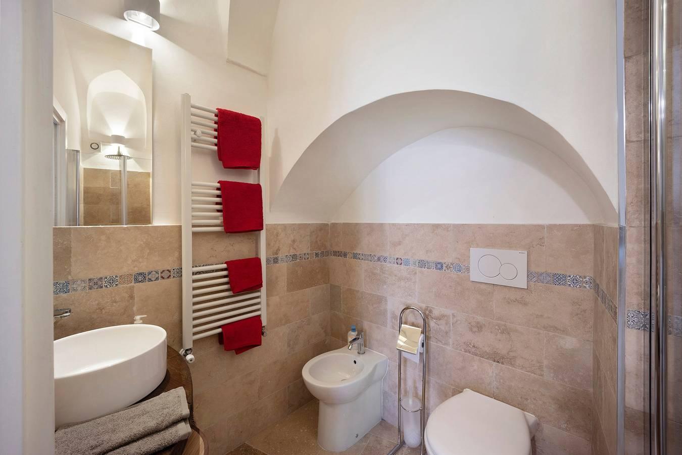 Appartement "La stanza segreta platinum" met balkon & Wi-Fi in Dolceacqua, Italië voor 2 personen foto 20