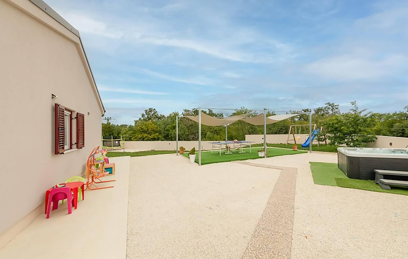 Gezellig appartement van 130 m² met zwembad, wifi in Marčana, Zuidkust Istrië, Kroatië voor 10 personen foto 20