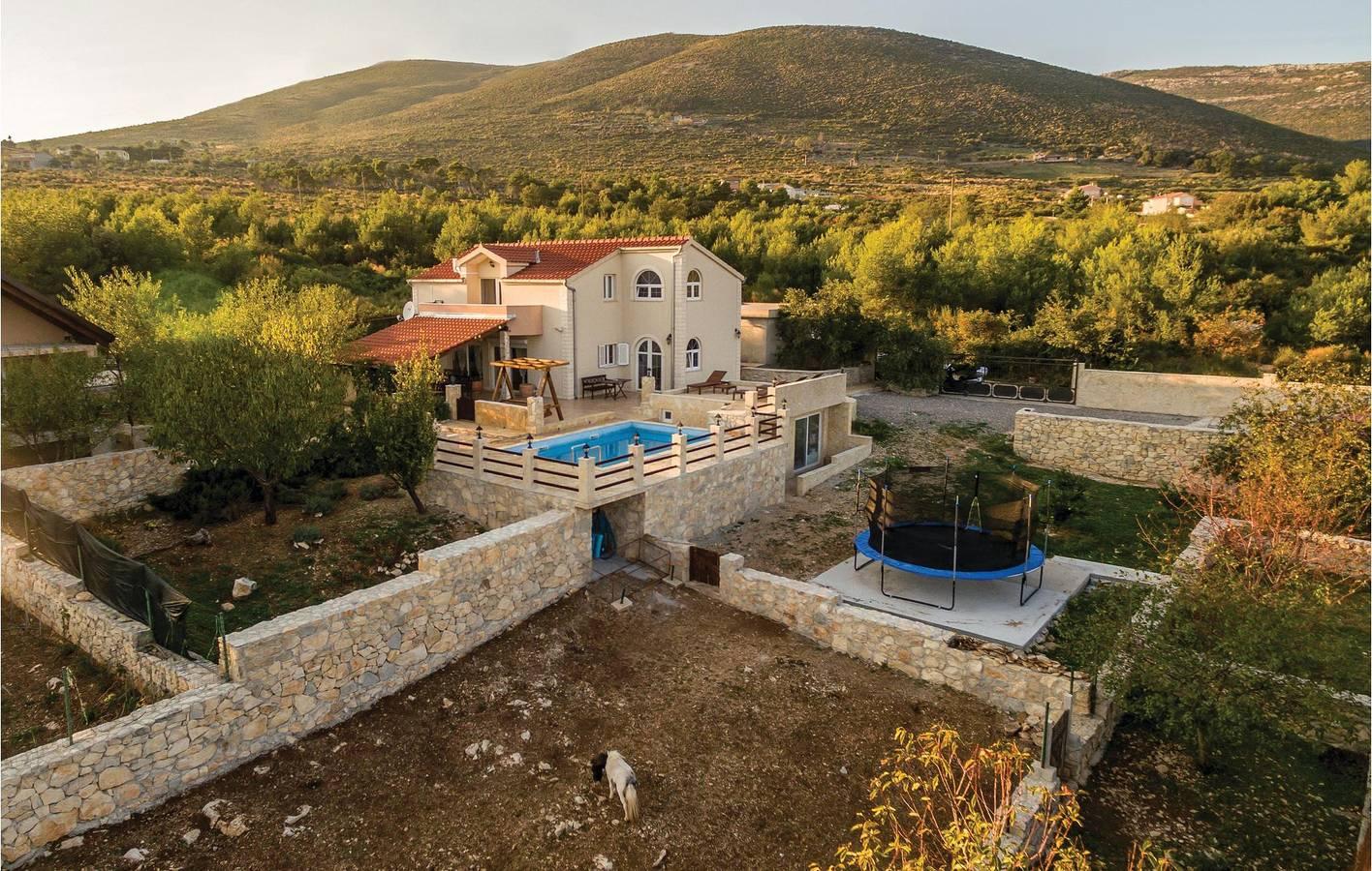Vakantiehuis in Kaštela, Kroatië voor 8 personen foto 4