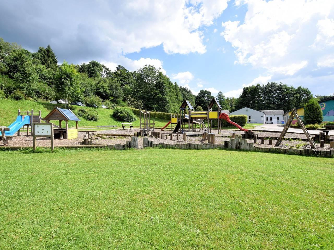 Prachtig vakantiehuis in Marcourt in Marcourt, Rendeux, België voor 20 personen foto 20