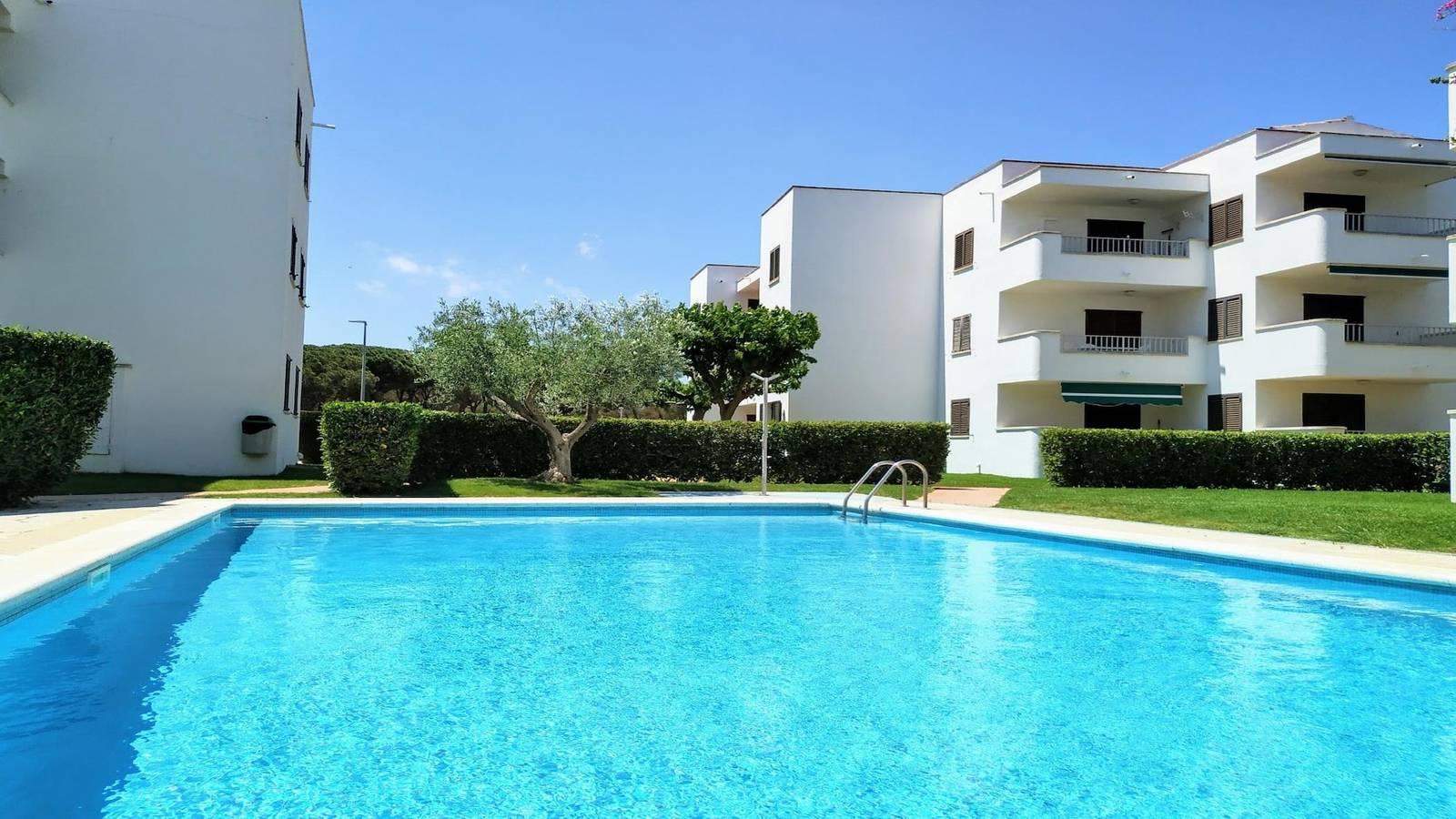 Vakantieappartement met terras in Platja de Montgó (Torroella de Montgrí), L'Escala, Spanje voor 6 personen foto 20