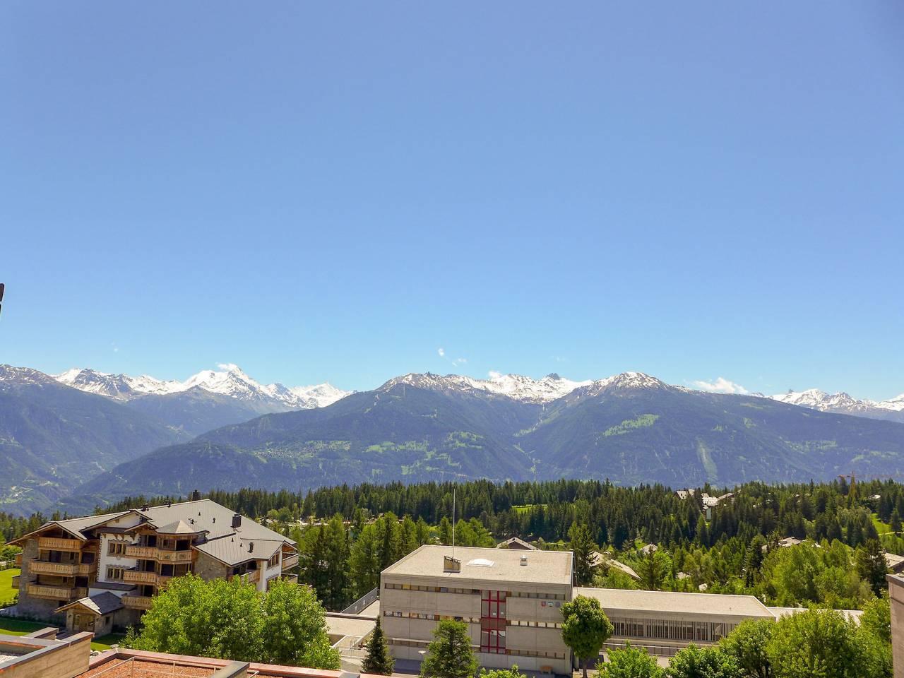 Vakantieappartement met sauna en binnenzwembad en 1 slaapkamer en balkon in Crans-Montana, Zwitserland voor 2 personen foto 23