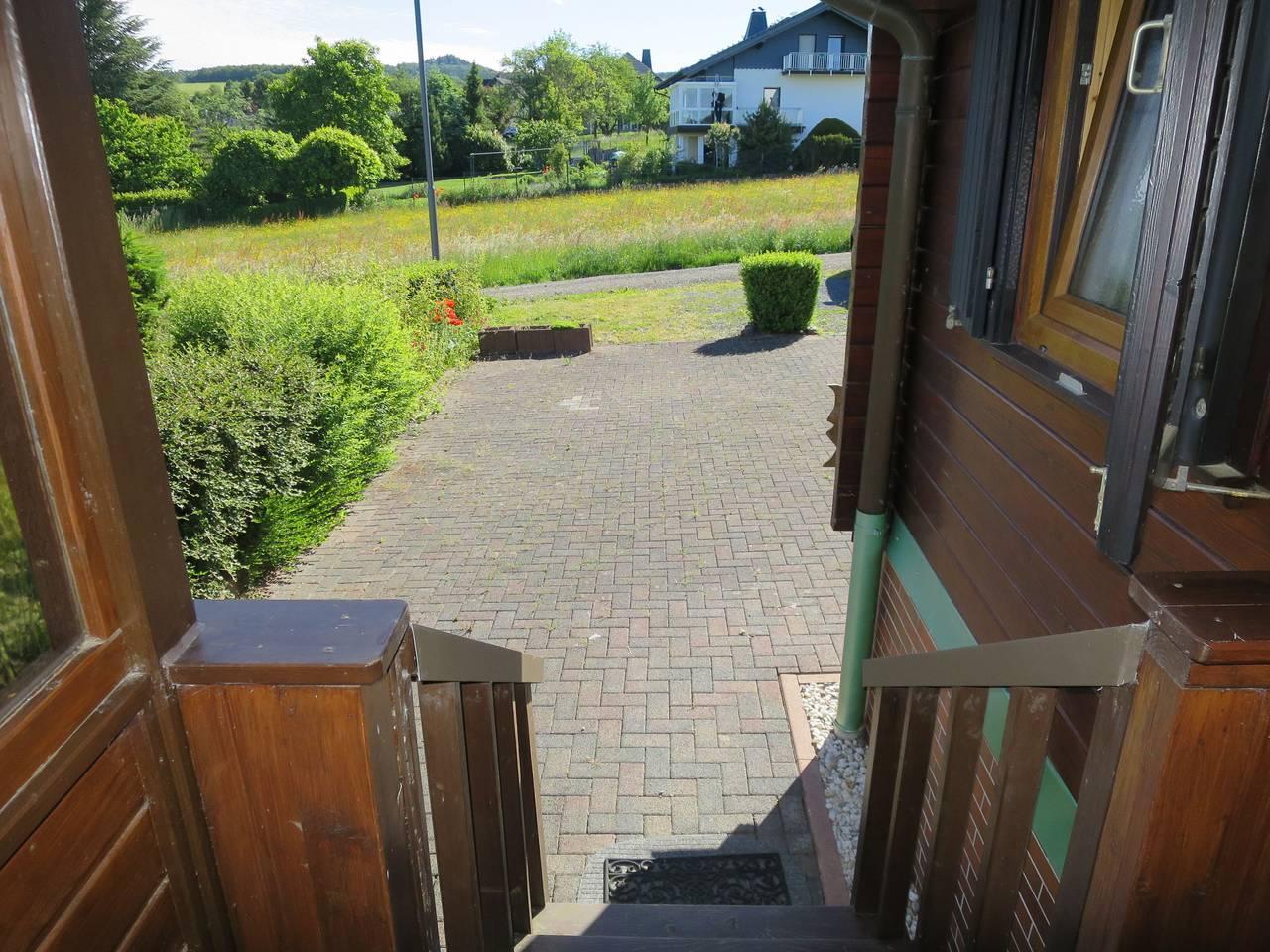 Löwenzahn in Nürburgring, Müllenbach, Duitsland voor 2 personen foto 19