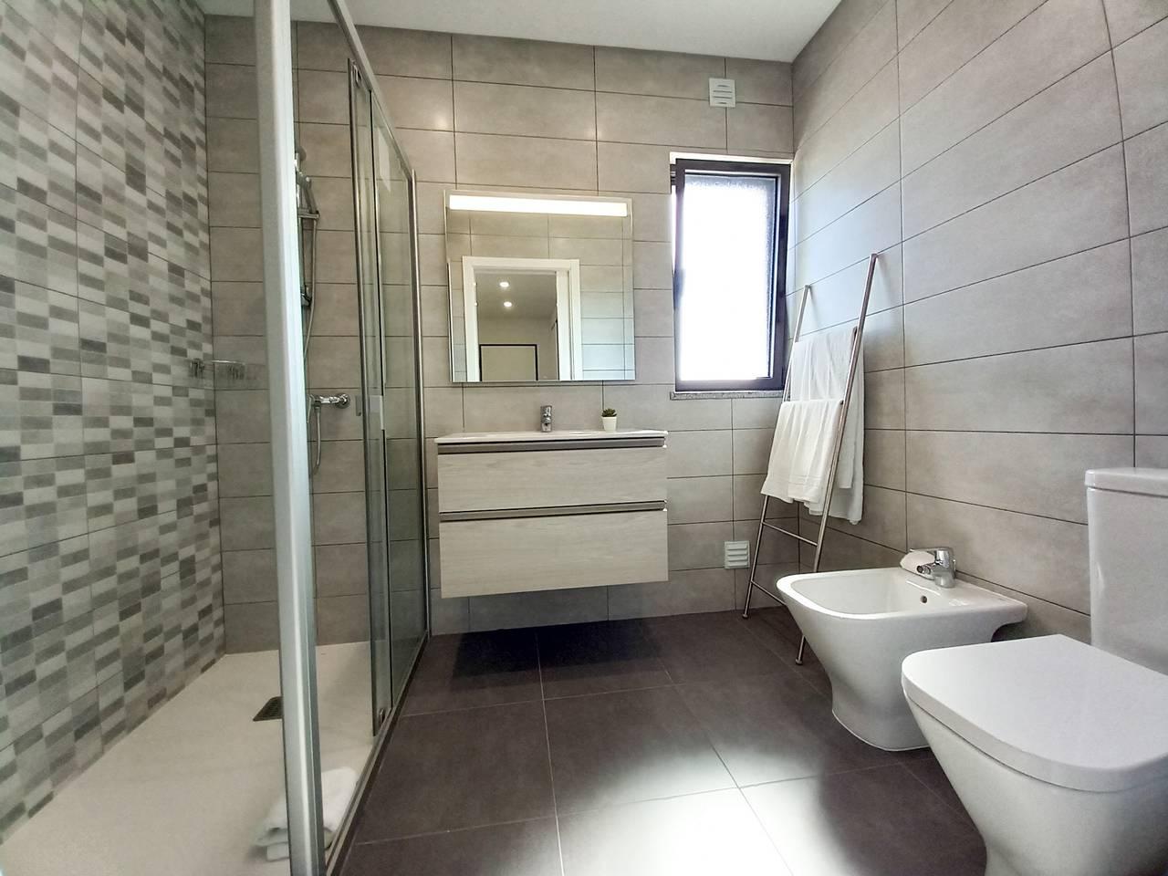 T3 Alto Forte -Vista Mar,Ar Condicionado,Garagem in Quarteira, Portugal voor 6 personen foto 19