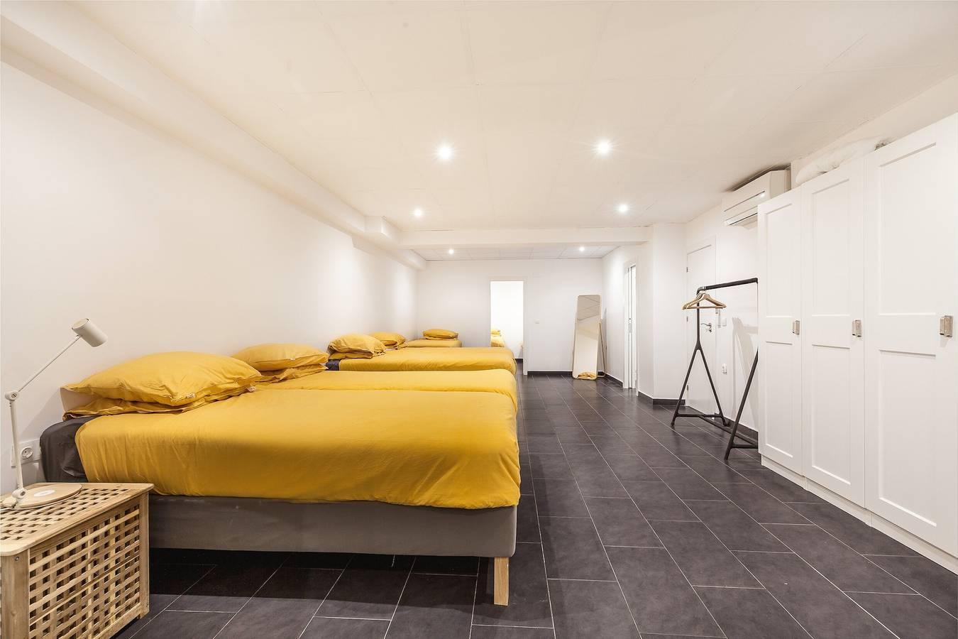 Villa "Casa Bos Orange" met Buitenzwembad en Whirlpool in Santa Pola, Costa Blanca, Spanje voor 16 personen foto 23