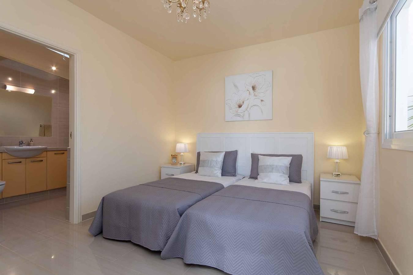 Vakantiehuis met zwembad dicht bij zee in Abona, Spanje voor 4 personen foto 21