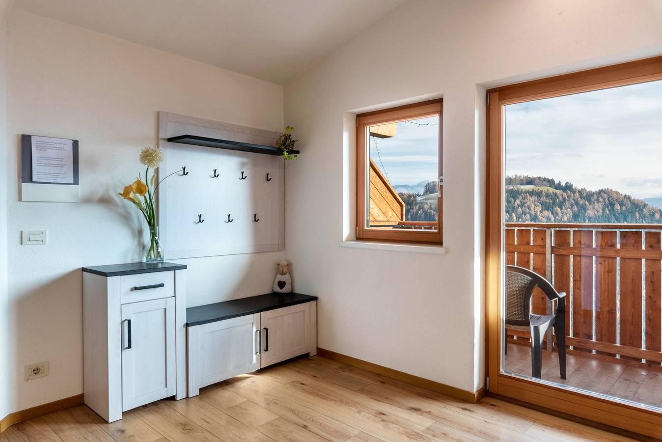 Appartement 'Kehrerhof - Panorama' met uitzicht op de bergen, balkon & in Ellen, St. Lorenzen, Italië voor 8 personen foto 25