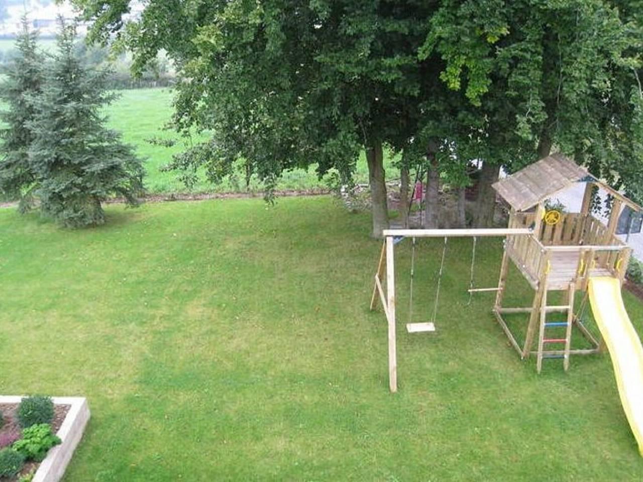Appartement in Halenfeld-Amel met terras in Amel, Natuurgebied Hautes Fagnes, België voor 9 personen foto 24