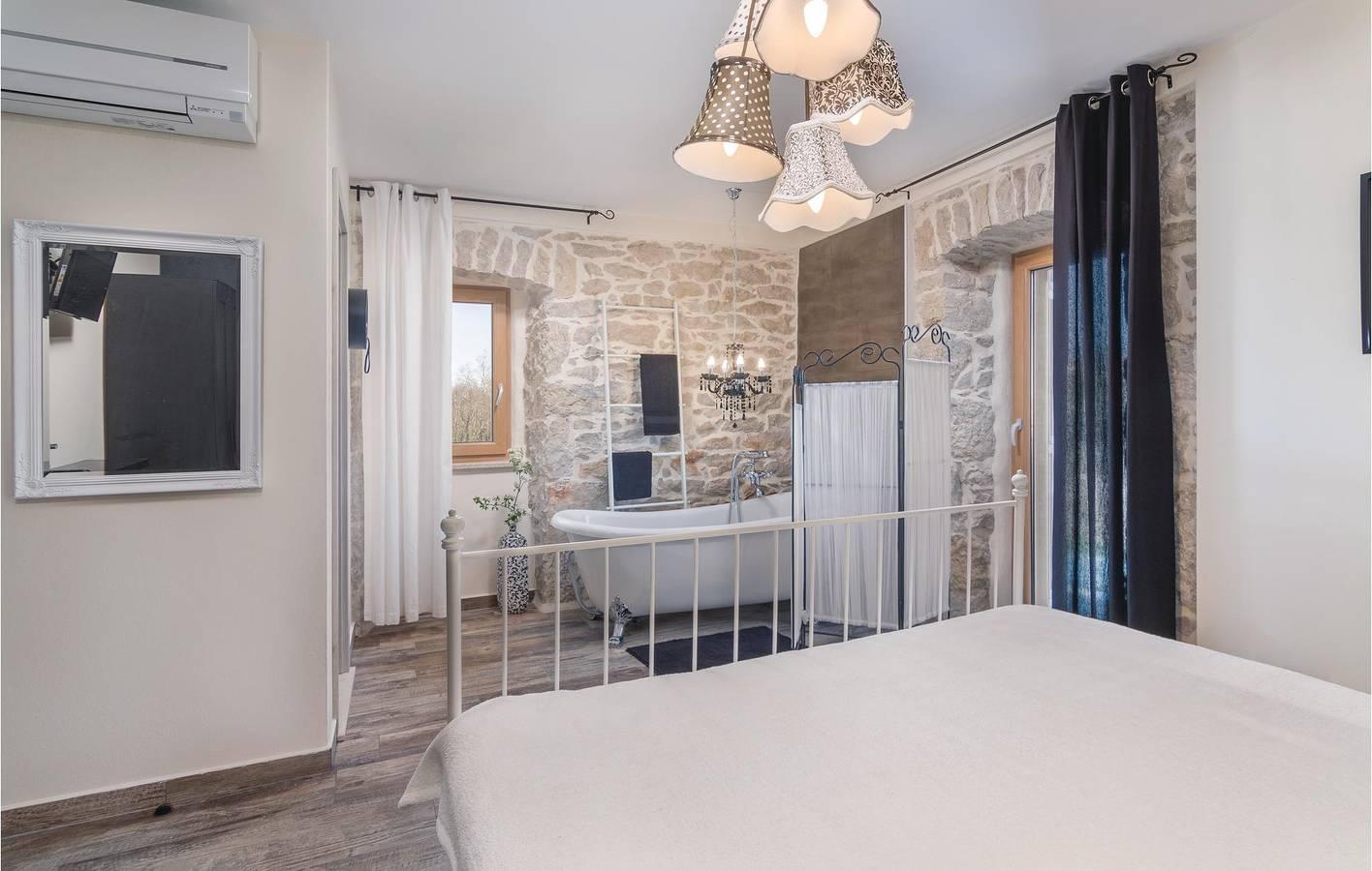Charmant appartement van 271 m² met zwembad en terras, op 400 meter in Oostkust Istrië, Kroatië voor 14 personen foto 20
