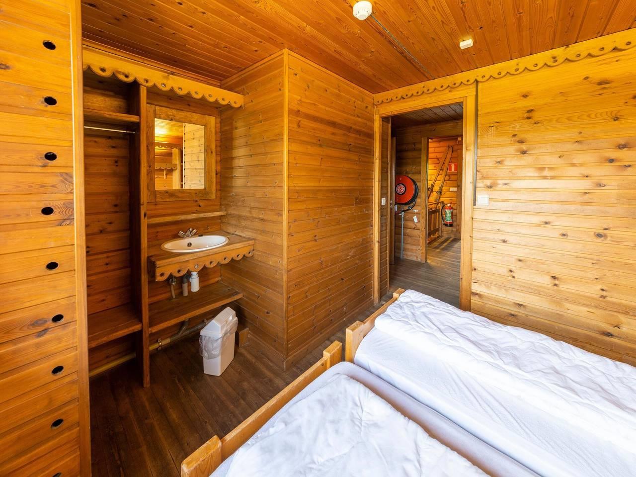 Chalet Comfort Vlakbij Durbuy in Barvaux-sur-Ourthe, Durbuy, België voor 22 personen foto 20