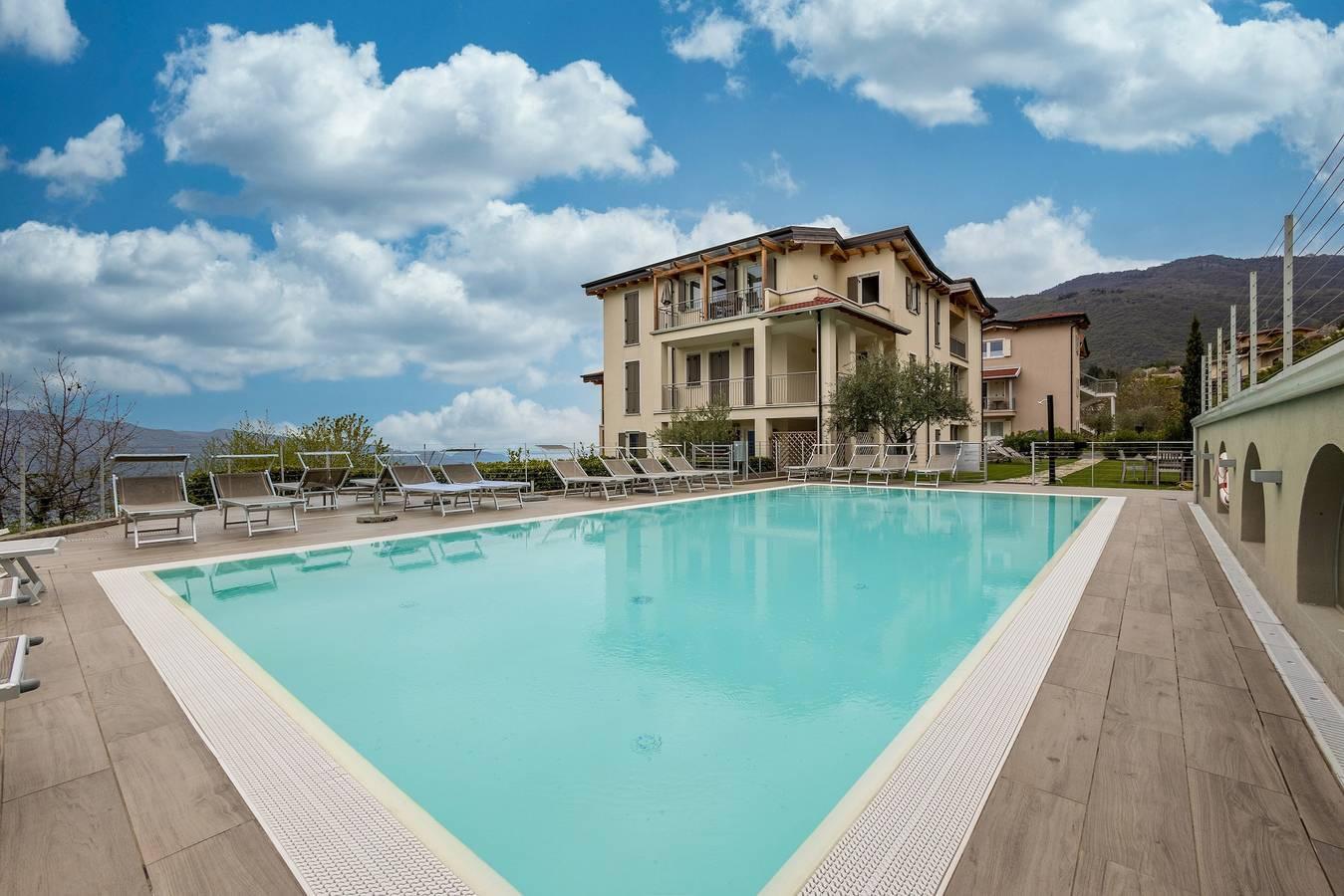 Appartement 'Residence La Villa Diamante' met Uitzicht op het Meer in Tignale, Garda Bergen, Italië voor 6 personen foto 23