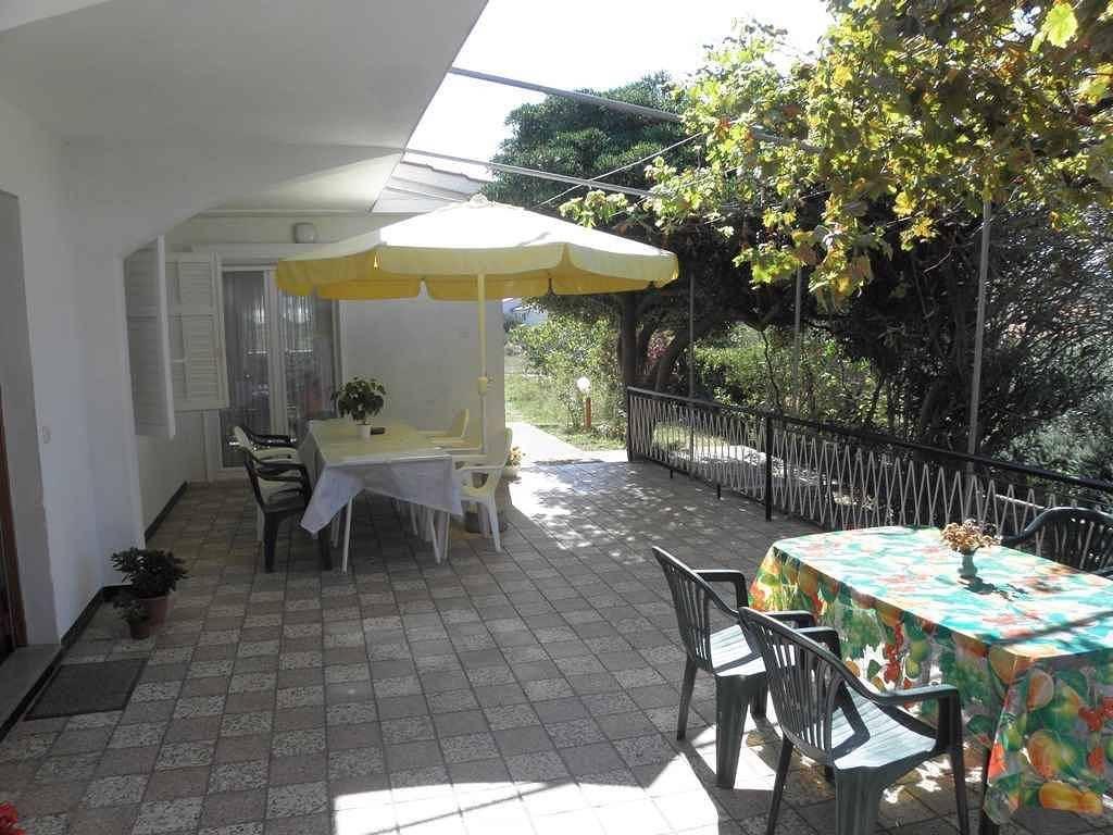 Vakantieappartement in Rab, Kroatië voor 9 personen foto 3