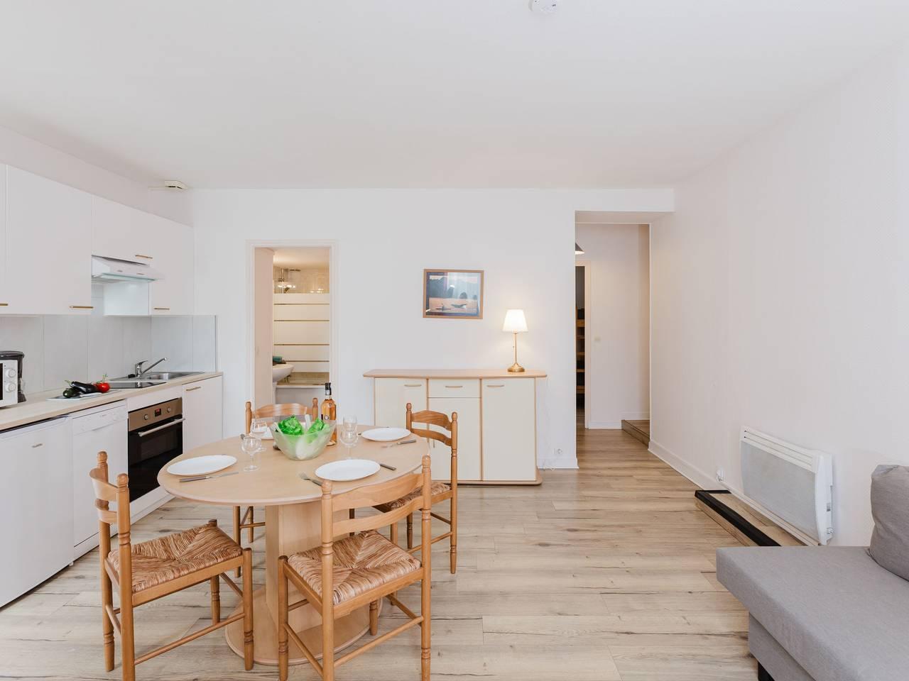 Le Petit Robinson met 1 slaapkamer en binnenzwembad in La Richardais, Saint-Malo en omgeing, Frankrijk voor 4 personen foto 4