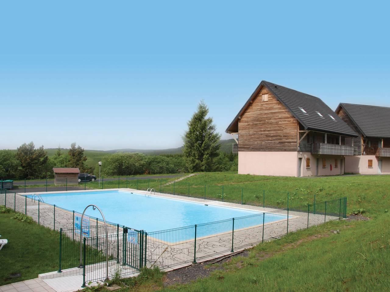 Le Bois de la Reine in Pavinmeer, Besse-et-Saint-Anastaise, Frankrijk voor 4 personen foto 24