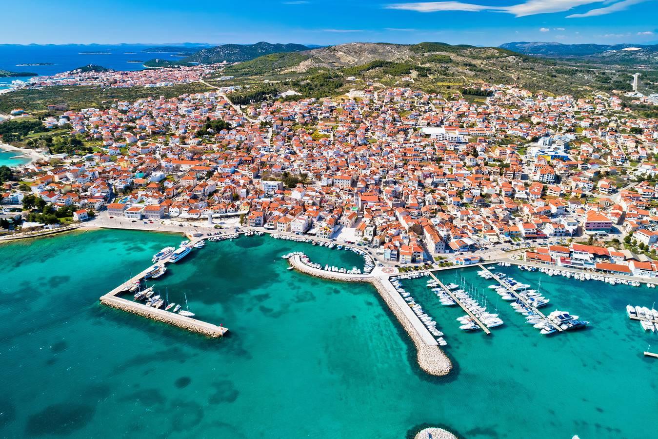 Vakantieappartement met balkon en zeezicht in Vodice, Šibenik-Knin, Kroatië voor 5 personen foto 21