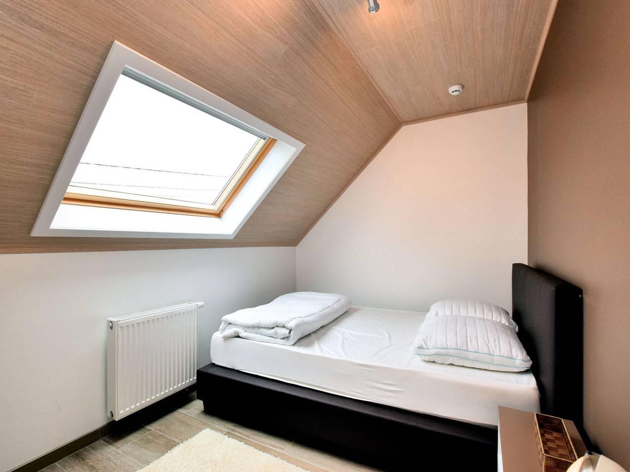Luxe woning met sauna in Somme-Leuze, België voor 15 personen foto 22