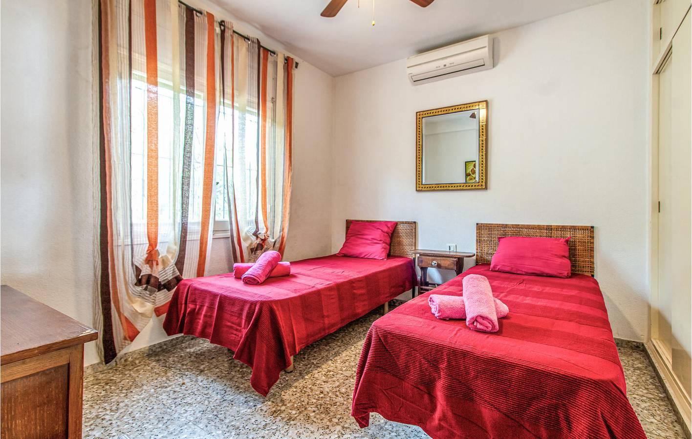 Appartement met zeezicht, zwembad en parkeerplaats in cala Piteres (el Campello), El Campello, Spanje voor 8 personen foto 23