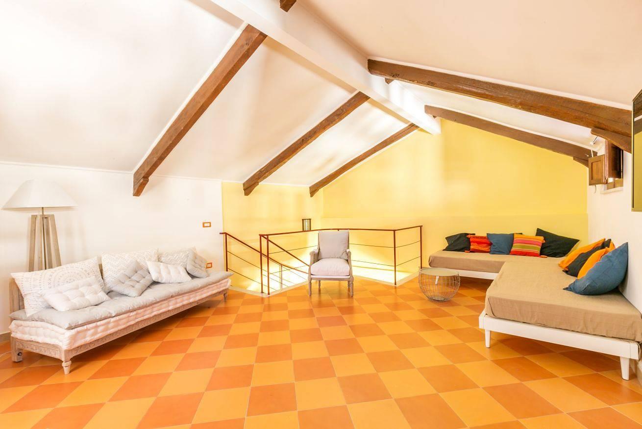 Vakantieappartement met balkon/terras in Spiaggia pubblica di Sorrento, Sorrento, Italië voor 6 personen foto 21