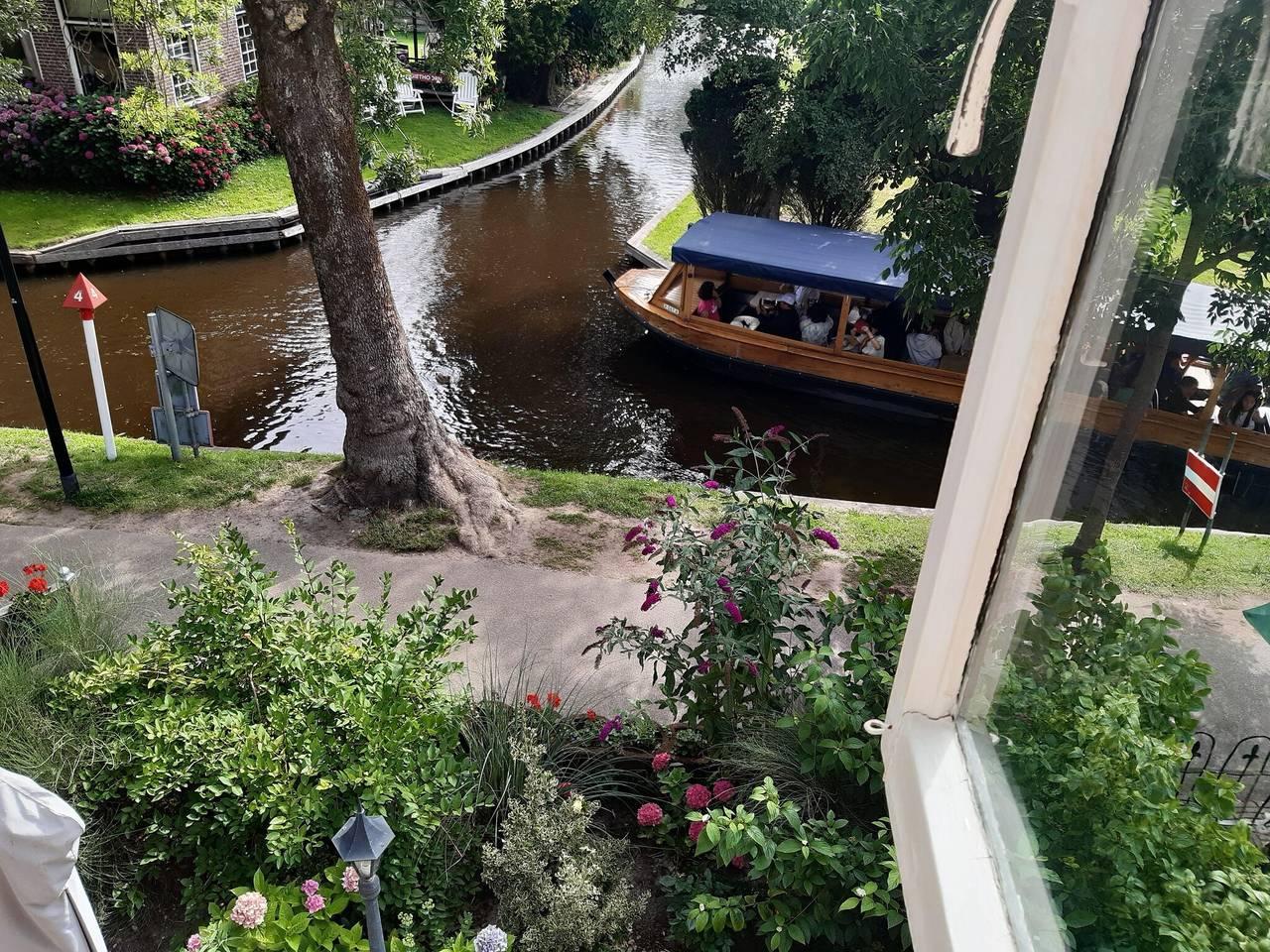 Vakantieappartement met zwembad in Giethoorn, Nationaal Park Weerribben-Wieden, Nederland voor 3 personen foto 24