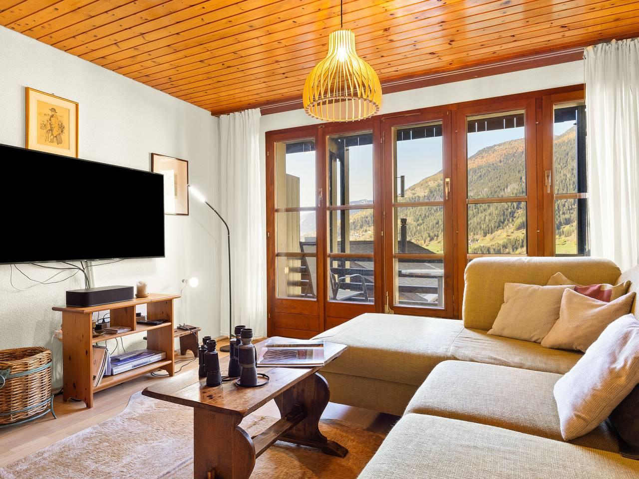 Vakantieappartement met speeltuin en 1 slaapkamer en balkon in Ernen, Aletsch Arena, Zwitserland voor 2 personen foto 3
