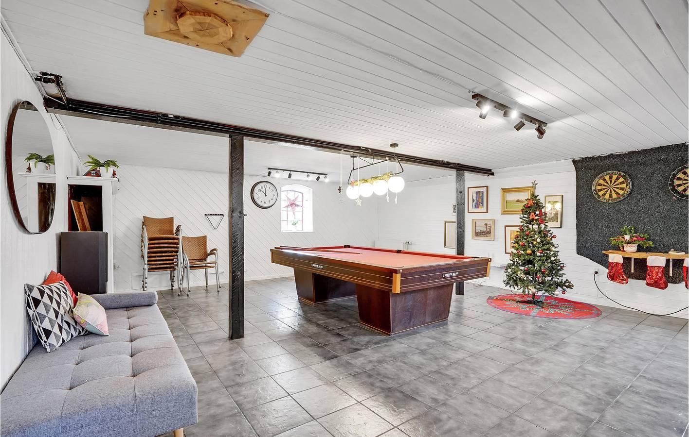 Tweepersoonskamer met sauna in gedeeld vakantiehuis in Esbjerg foto 20