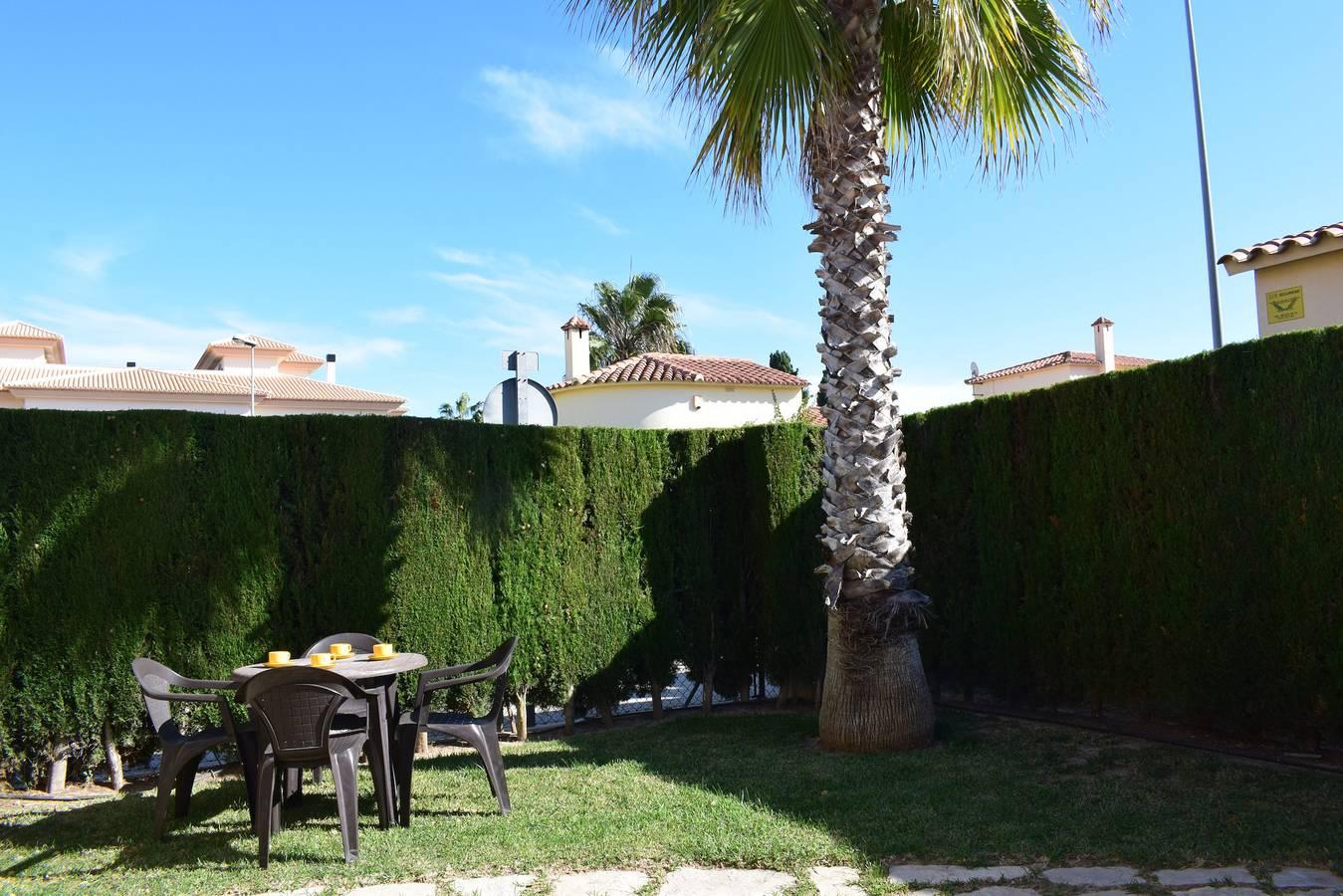 Vakantiehuis met zwembad en airconditioning in Oliva, Costa Blanca, Spanje voor 5 personen foto 20