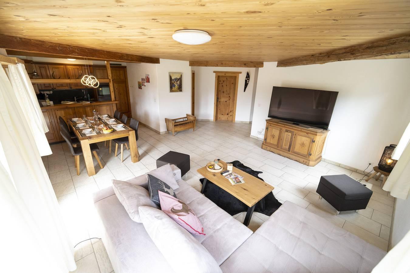 Vakantieappartement in Sent foto 6