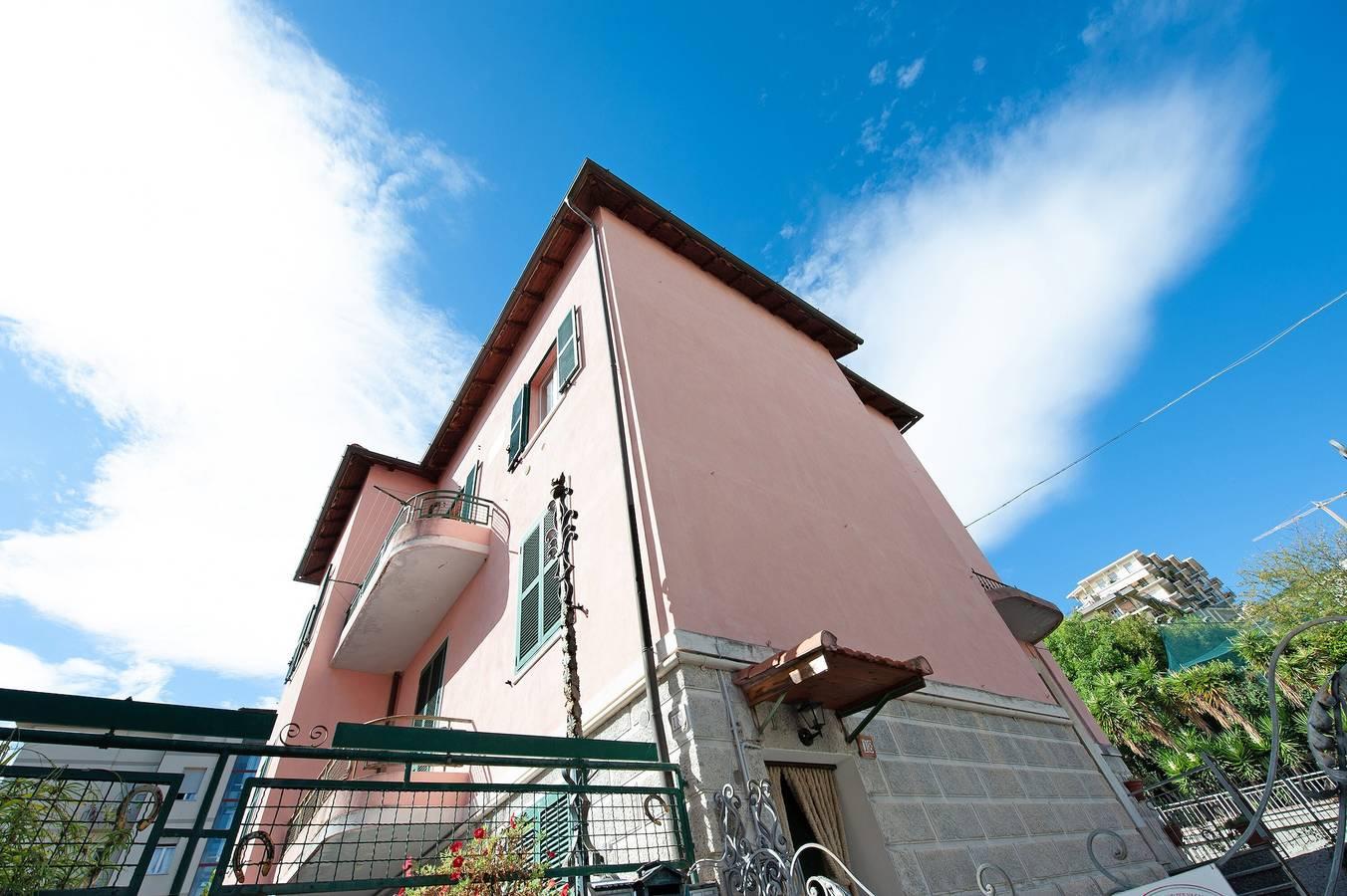 Appartement "Bilocale Cilea con Balcone" met balkon en A/C in Varazze (City), Varazze, Italië voor 6 personen foto 21