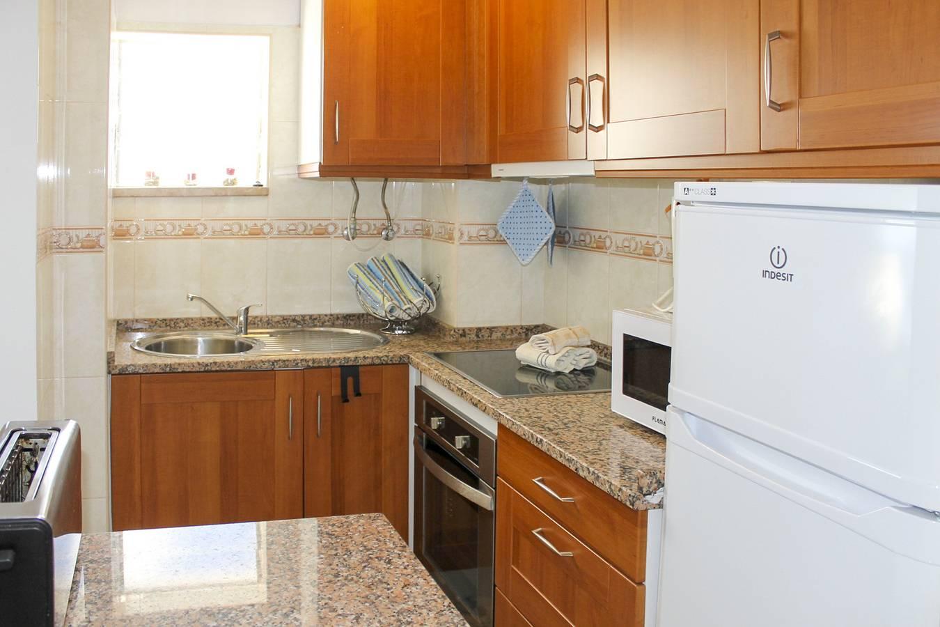Apartamento T1 Almisa Centro Histórico Albufeira in Albufeira, Portugal voor 4 personen foto 24