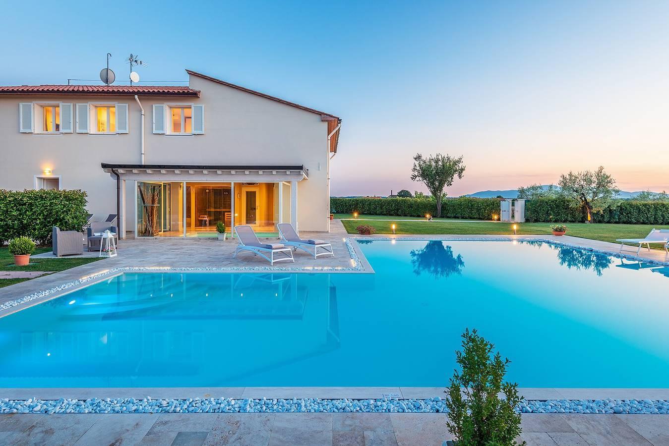 Villa Le Terme met zwembad, whirlpool, tuin, terras in Monsummano Terme, Provincie Pistoia, Italië voor 13 personen foto 19