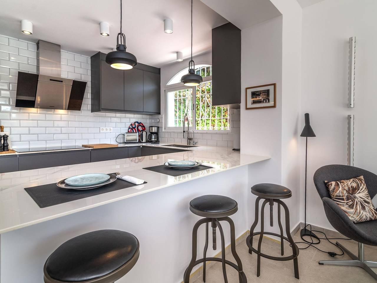 Vakantiehuis met privézwembad en zwembad in Las Chapas, Marbella, Spanje voor 7 personen foto 19