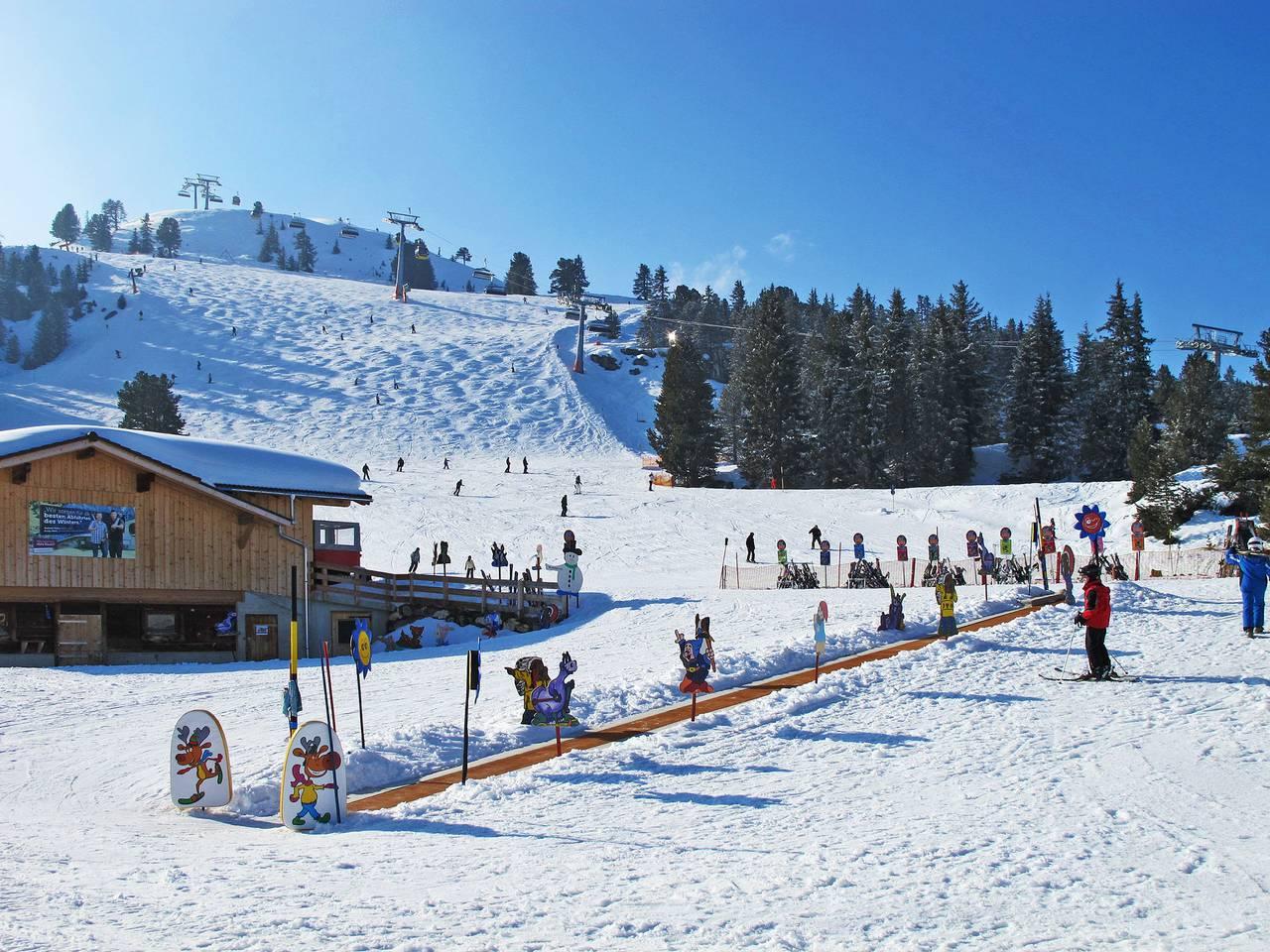 Sonnenheim met 2 slaapkamers en binnenzwembad in Mayrhofen, Zillertaler Alpen, Oostenrijk voor 4 personen foto 23