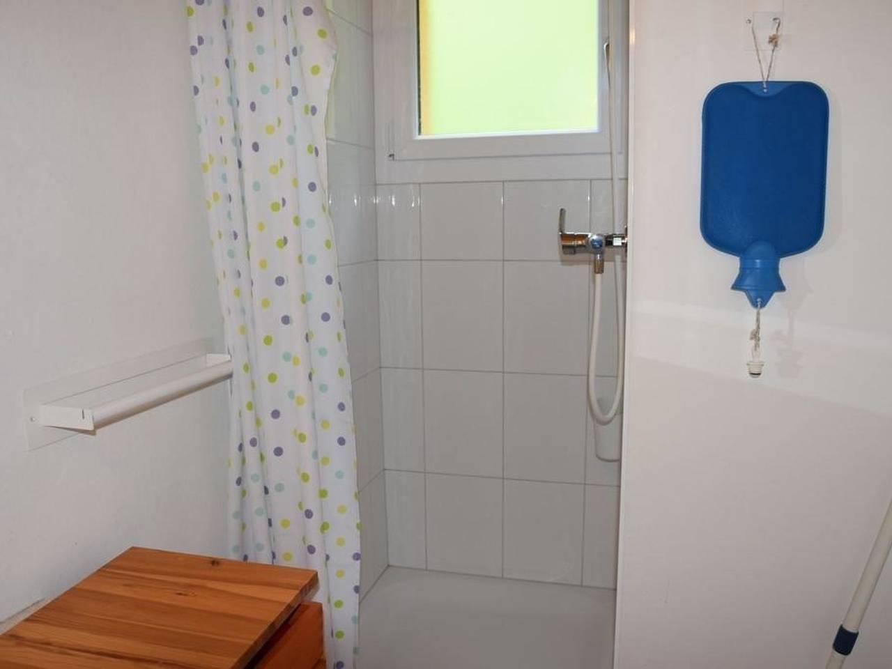 Chalet Weitblick in Lenk, Frutigen - Lenk - Adelboden, Zwitserland voor 3 personen foto 22
