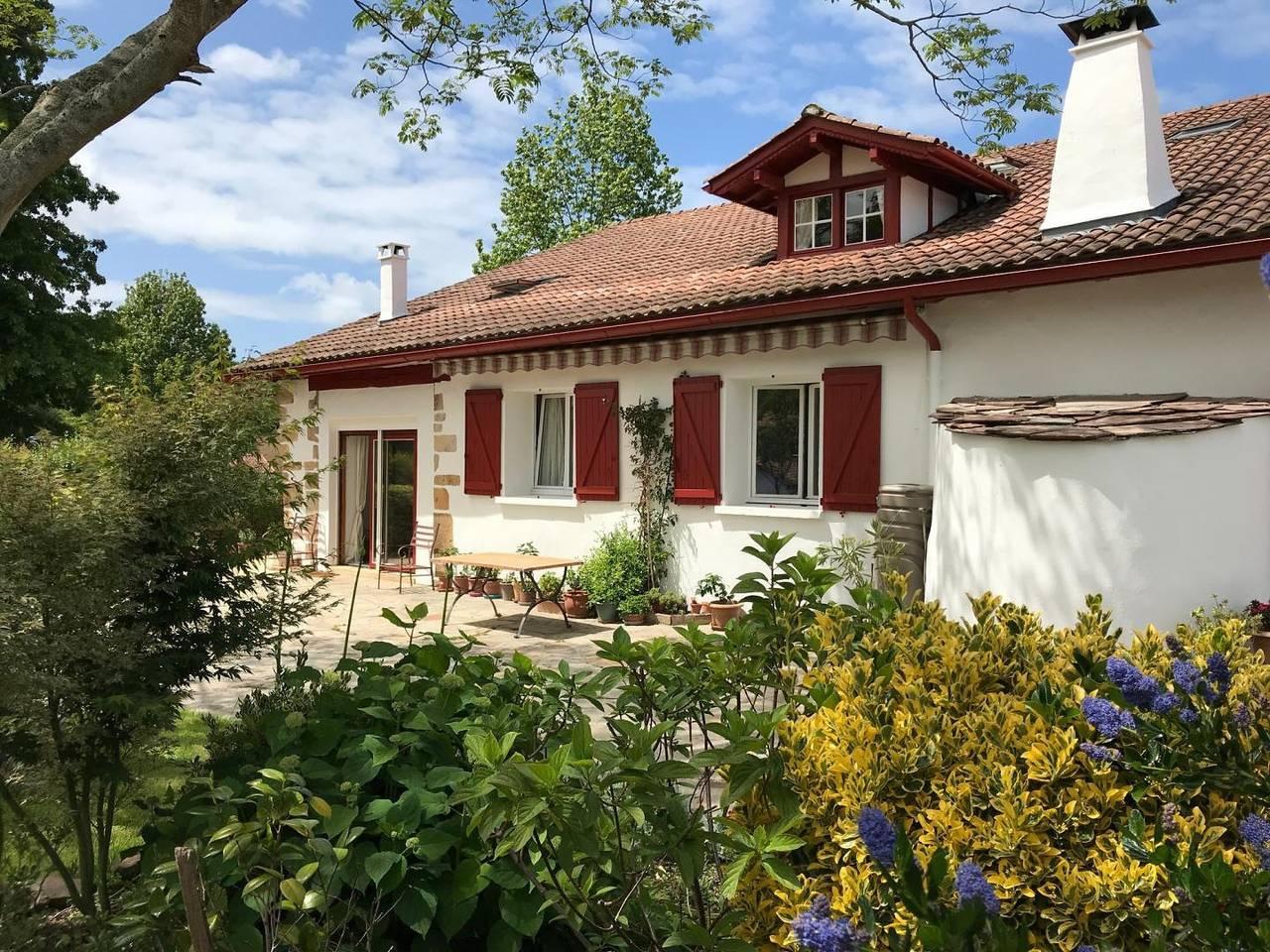 Vakantiehuis in Sare vanaf 82€ per nacht