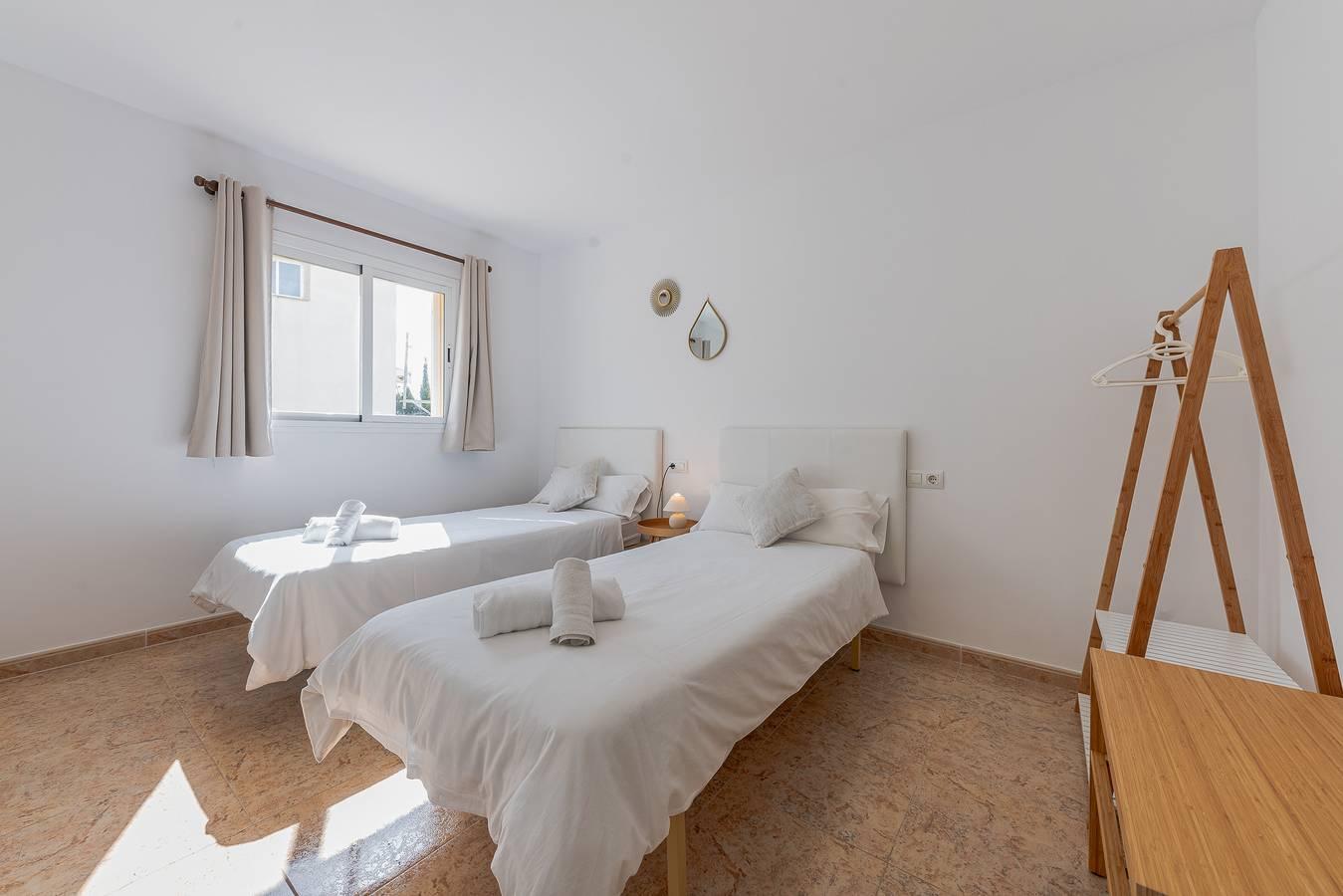 Villa Bahía de Palma in Cala Vinyes, Calvià, Spanje voor 12 personen foto 21
