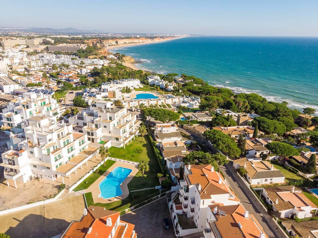 Vakantieappartement met zwembad en airconditioning in Albufeira, Portugal voor 8 personen foto 22