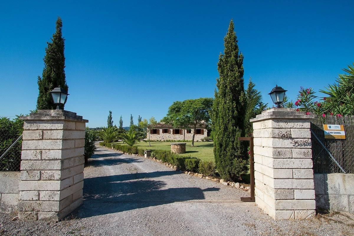 Vakantiehuis met privézwembad en zwembad in Pollença, Noord-Mallorca, Spanje voor 6 personen foto 21