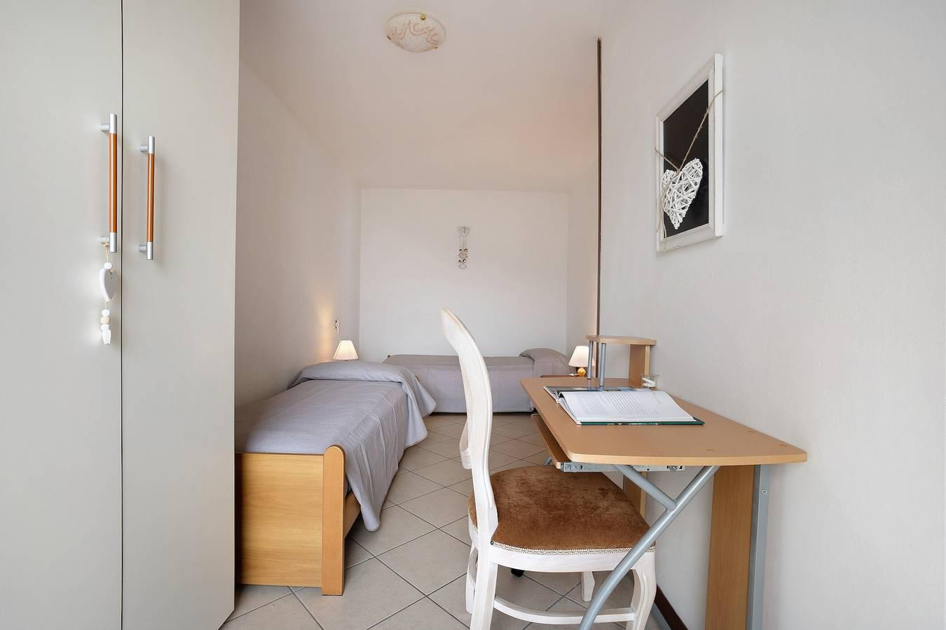 Appartement "Stella del Garda 2" met uitzicht op het meer in Tignale, Garda Bergen, Italië voor 4 personen foto 20