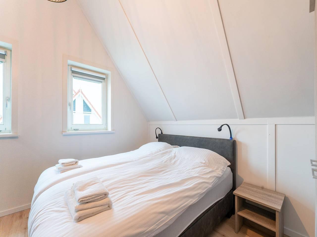 Modern vakantiehuis aan zee met sauna in Scherpenisse, Nederlandse Noordzeekust, Nederland voor 6 personen foto 21