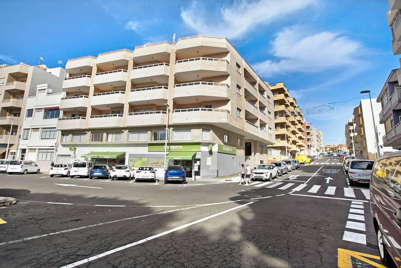 Durazno Sur 103 dichtbij het strand met balkon & Wi-Fi in Playa el Médano, Granadilla de Abona, Spanje voor 3 personen foto 24