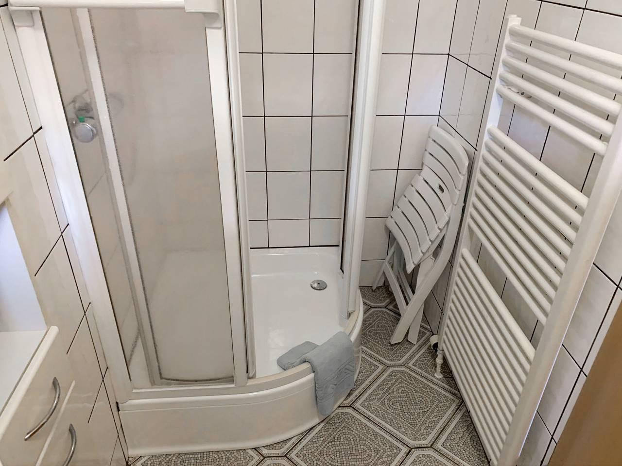 Vakantieappartement met binnenzwembad en zwembad in Strand Norddeich, Norddeich, Duitsland voor 2 personen foto 14